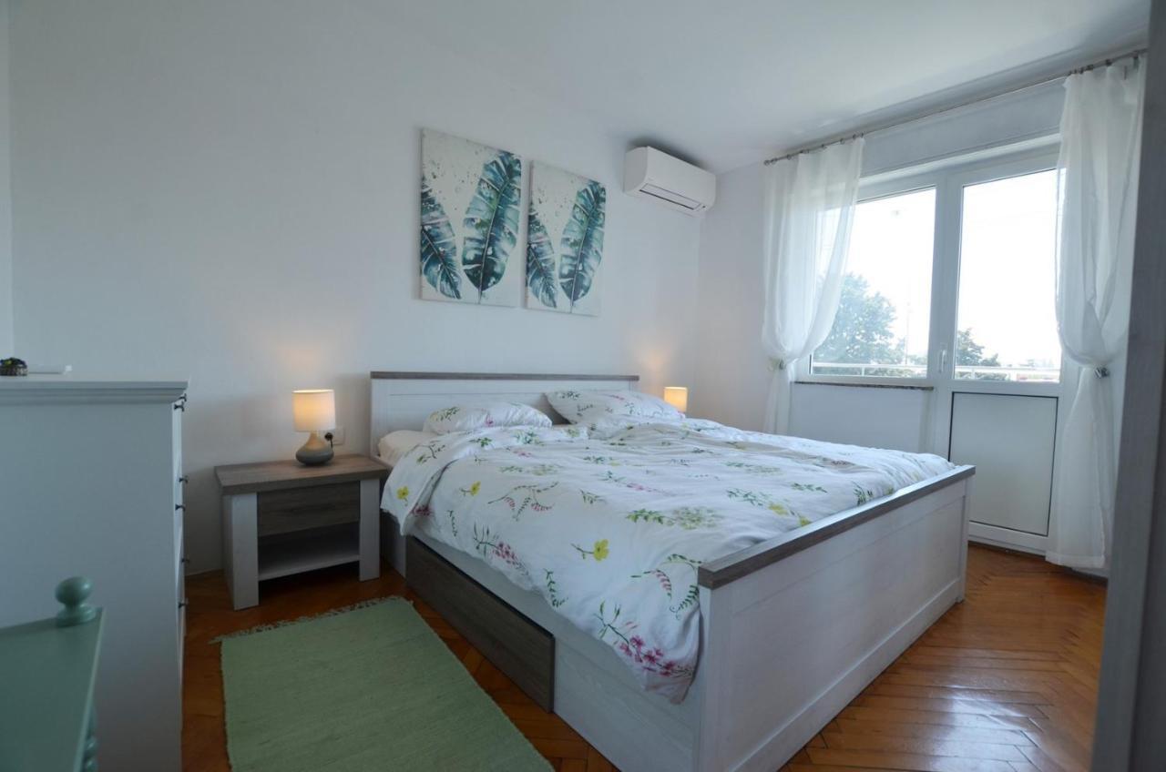 Sarah Apartment Rovinj Exterior foto